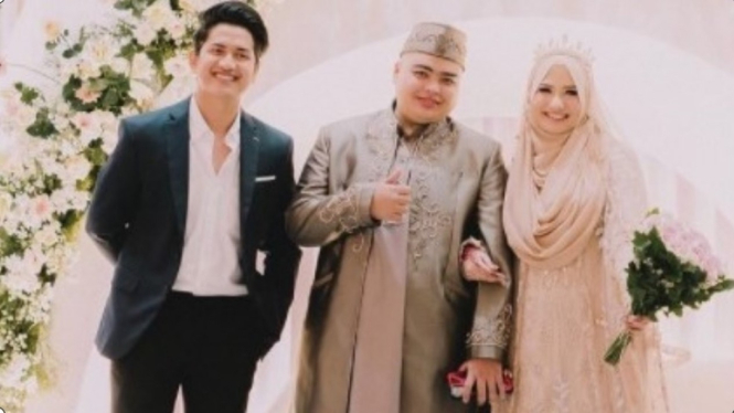 Zikri Daulay saat hadiri pernikahan Ameer Azzikra