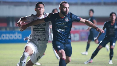 Duel Arema FC Vs Bali United