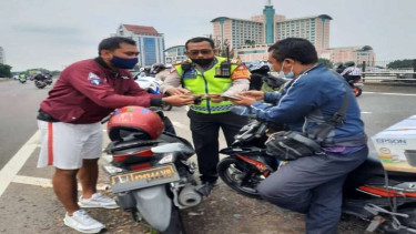 Driver ojol mengembalikan Iphone yang ditemukannya ke anggota Paspampres