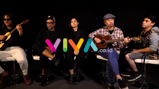 Band Cokelat dan Astrid