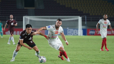 Pertandingan PSM Makassar vs Persija Jakarta