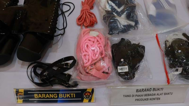 Barang bukti kasus konten porno Siskaeee