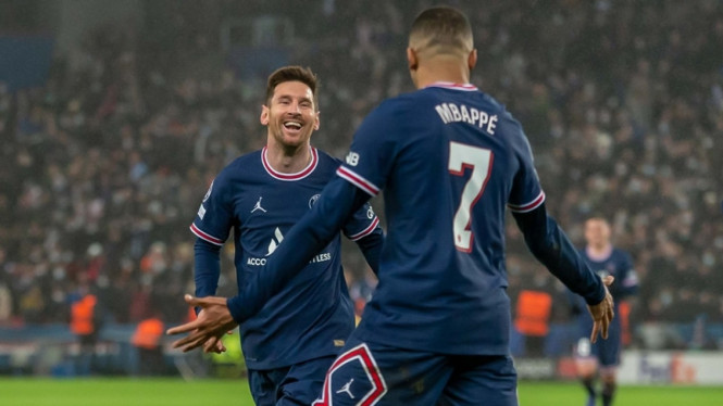 Lionel Messi dan Kylian Mbappe saat PSG vs Club Brugge