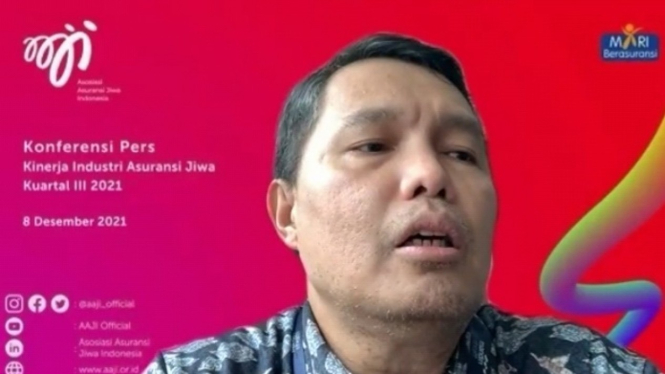  Ketua Dewan Pengurus AAJI Budi Tampubolon