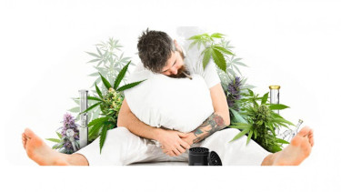 Ganja dan tidur lelap.