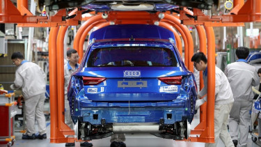 Ilustrasi pabrikan otomotif di China