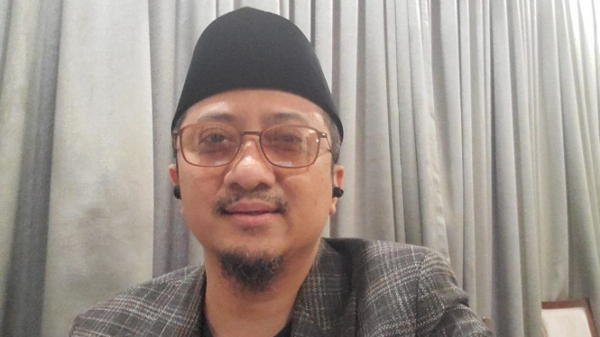 Ustaz Yusuf Mansur.
