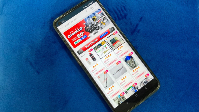 Aplikasi Lazada Pojok Otomotif