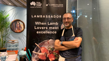 Chef Sezai Zorlu dalam Event Lambassador yang dihelat pada Senin 13 Desember 2021 di Turkuaz Restaurant-Authentic Turkish Cuisine , Jl. Gunawarman No 32 Jakarta Selatan - Dok. Foto VIVA. 