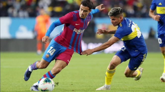 Pertandingan Barcelona vs Boca Juniors. 