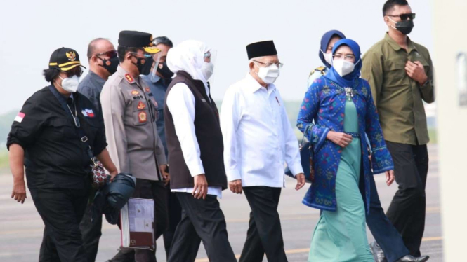 Wapres KH Maruf Amin Meninjau Korban Erupsi Gunung Semeru di Jatim