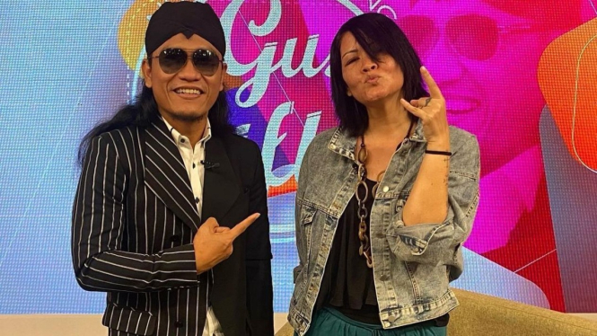 Gus Miftah dan Melanie Subono