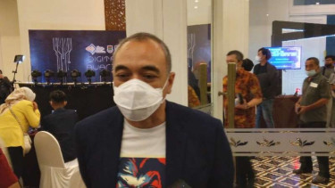 Bupati Tangerang, Ahmed Zaki Iskandar.