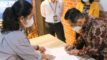 PT Soho Industri Pharmasi bersama dengan PT JIEP MoU PPTI.