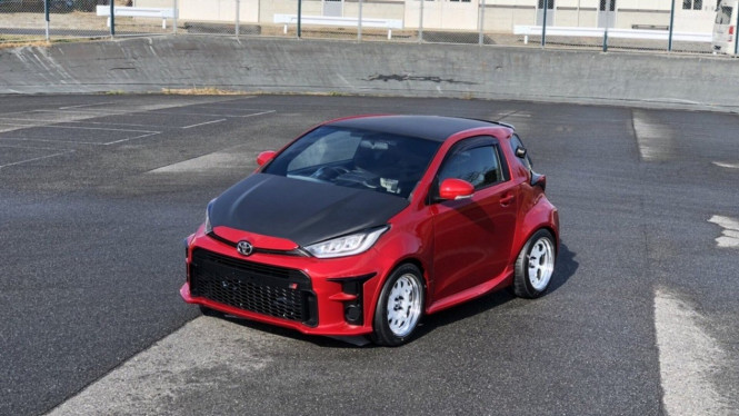 Toyota GR Yaris Mungil Ini Dicangkok Mesin Kawasaki ZX-14R