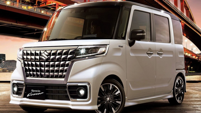 Suzuki Spacia Custom
