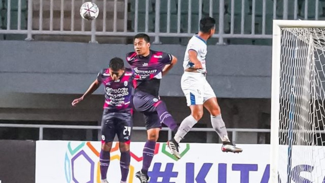 Pertandingan Rans Cilegon FC melawan PSIM Yogyakarta