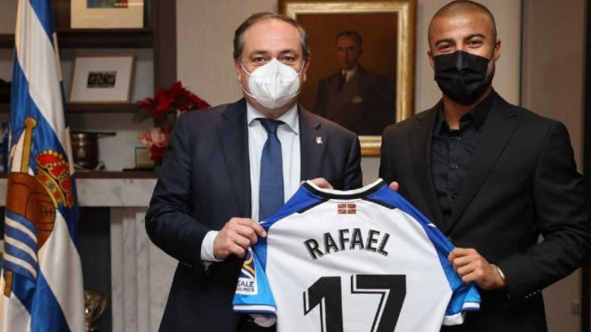 Rafinha bergabung dengan Real Sociedad