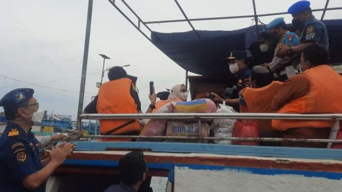 Menhub Budi Karya Sumadi di Pelabuhan Kali Adem Muara Angke Jakarta Utara