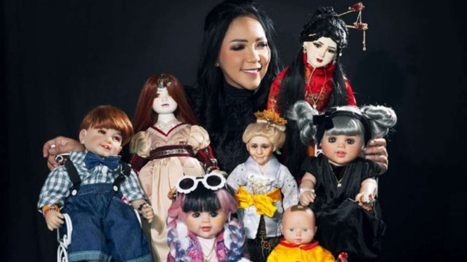 Furi Harun dan Spirit Doll