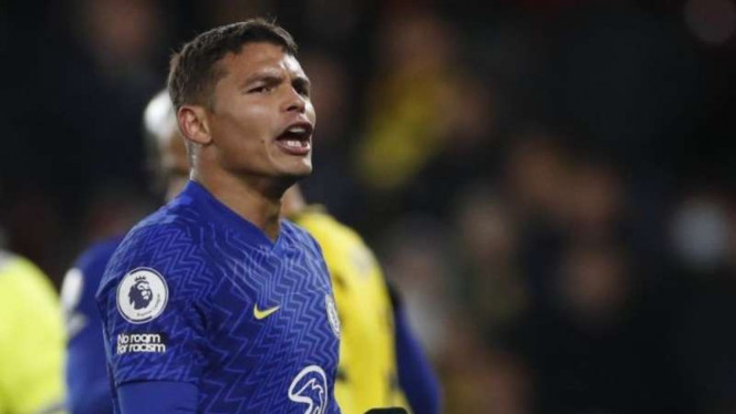 Bek Chelsea, Thiago Silva.