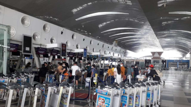 Bandara Kualanamu.