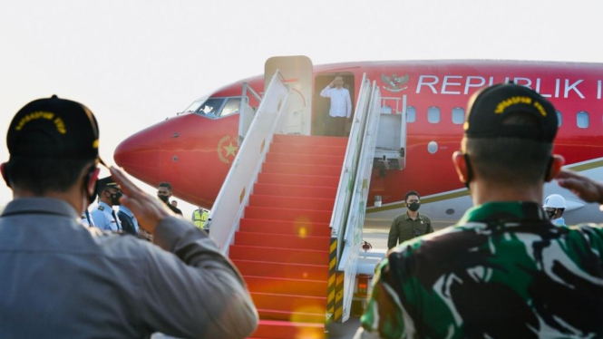 Presiden Jokowi bertolak ke Jawa Tengah.
