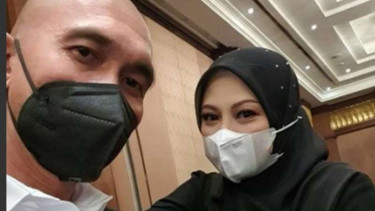 Markus Horison dan istrinya Bylqis Juwita Ningsih