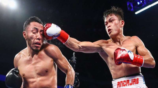 Petinju Filipina (kanan), Jerwin Ancajas hadapi  Alejandro Santiago asal Meksiko