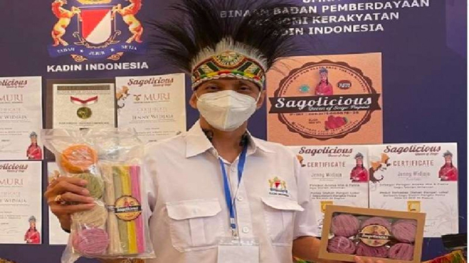  Ketua Umum Gerakan Nasional UMKM Bangkit Teguh Anantawikrama