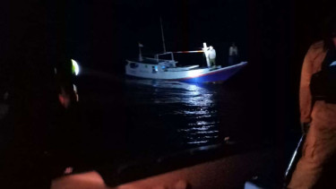 Basarnas Sulsel Evakuasi Kapal Nelayan di Kepulauan Selayar