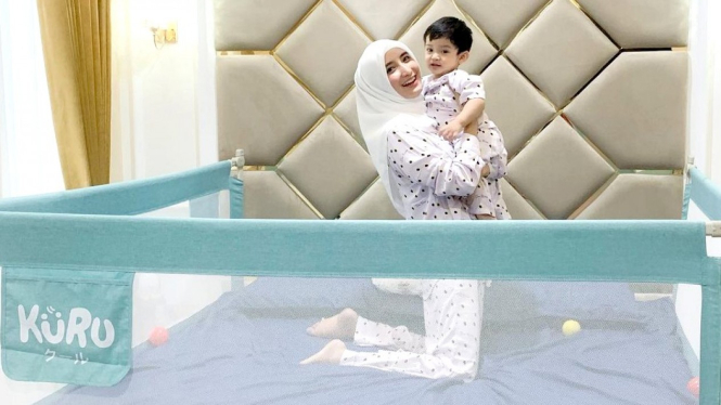 Ilustrasi Ibu dan Anak