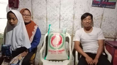 Fajar Nugroho, warga Temanggung yang diberikan bantuan oleh Ganjar Pranowo