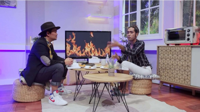Kim Hawt dan Indra Bekti