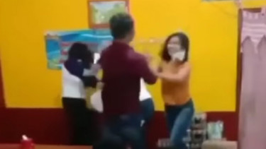 Viral Suami dan Pelakor Dilabrak Istri di Rumah Makan