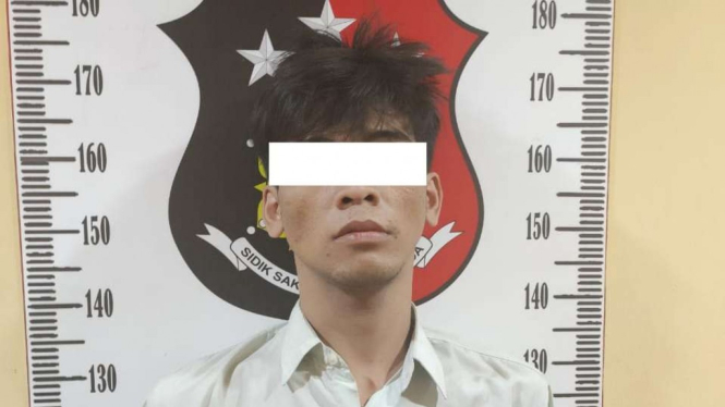 Pelaku penganiaya balita di Tambora berinsial R sempat dibully orang tua korban.