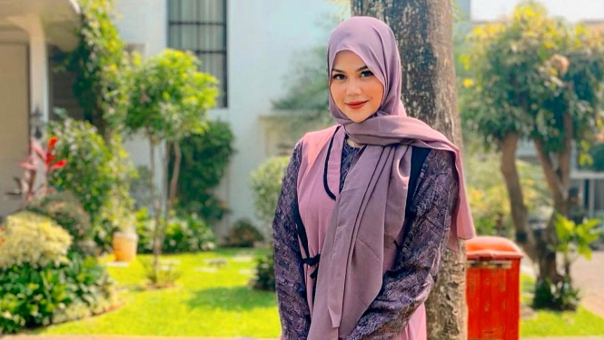 DJ Katty Butterfly tampil berhijab