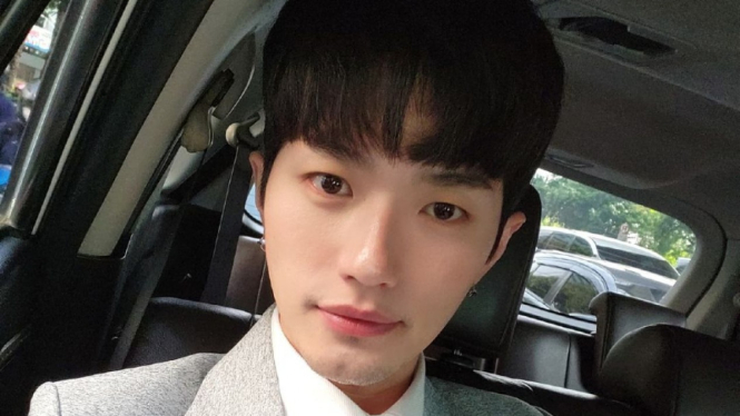 Lee Jeong Hoon.
