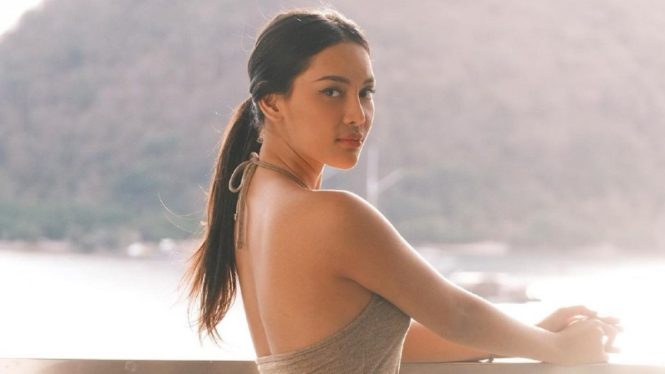 Erika Carlina.