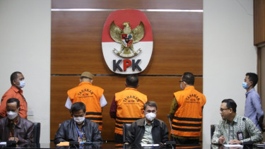 OTT KPK Hakim Pengadilan Negeri (PN) Surabaya Itong Isnaeni Hidayat