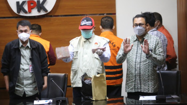 Barang Bukti OTT KPK Wali Kota Bekasi Rahmat Effendi