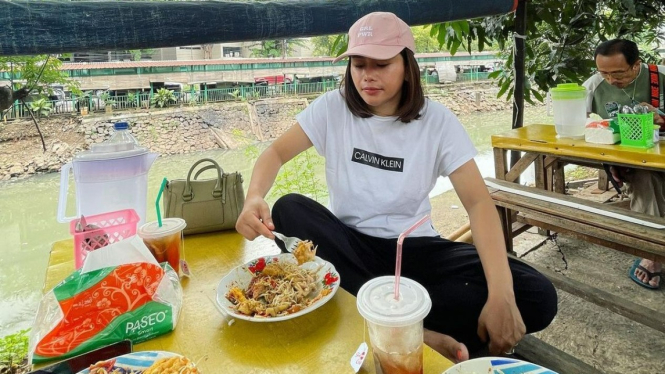 Farida Nurhan.