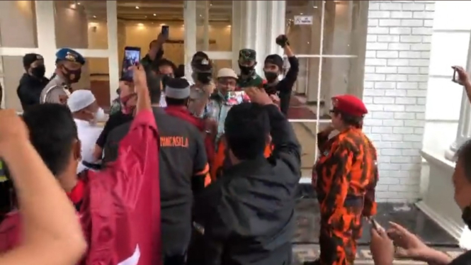 Tangkapan layar video Haikal Hassan diusir di Kota Malang.