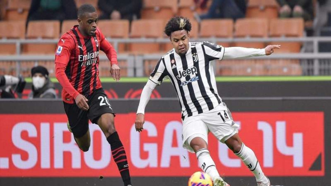 Duel AC Milan Vs Juventus