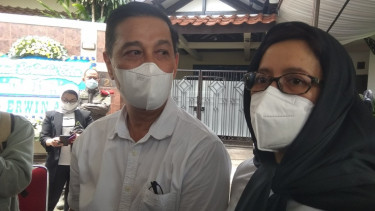 Nurul Arifin dan Mayong Suryo Laksono.