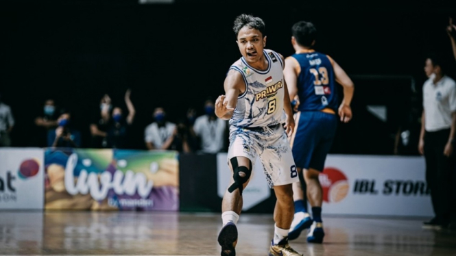 Prawira Bandung saat menghadapi Satria Muda di IBL 2022