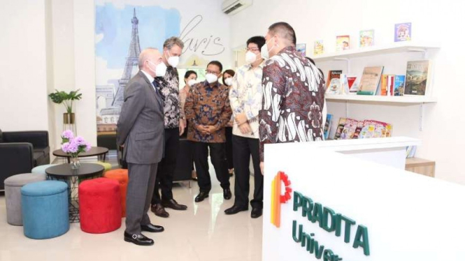 Universitas Pradita.