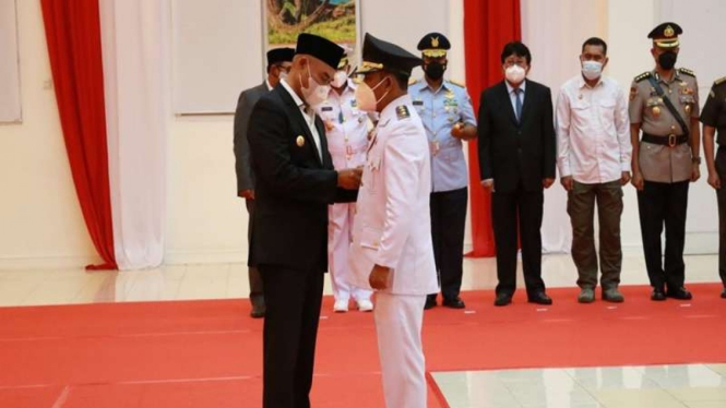 Pelantikan Wakil Bupati Ende, Erikos Emanuel Rede oleh Gubernur NTT