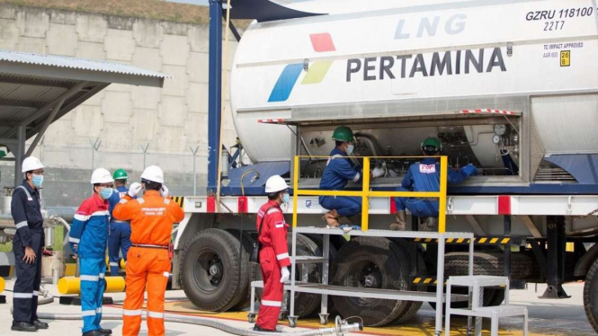 PT Pertagas Niaga kirim LNG untuk mesin kapal di Samarinda.