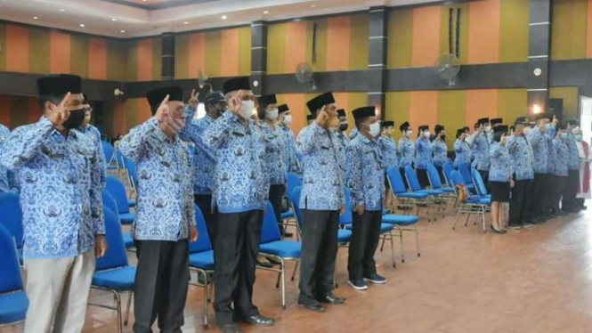 Pelantikan pejabat PNS di NTT.